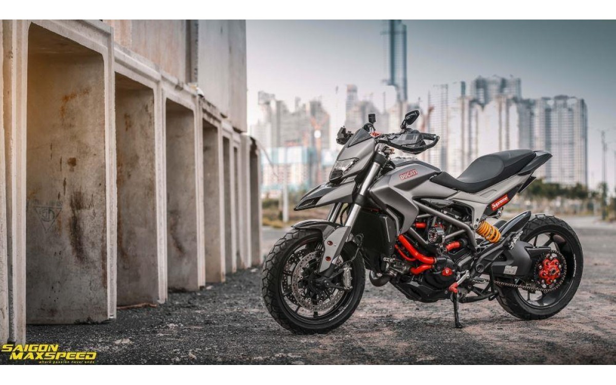 Ducati Hyperstrada 821 l&ecirc;n đồ chơi cực chất tại Saigon MaxSpeed