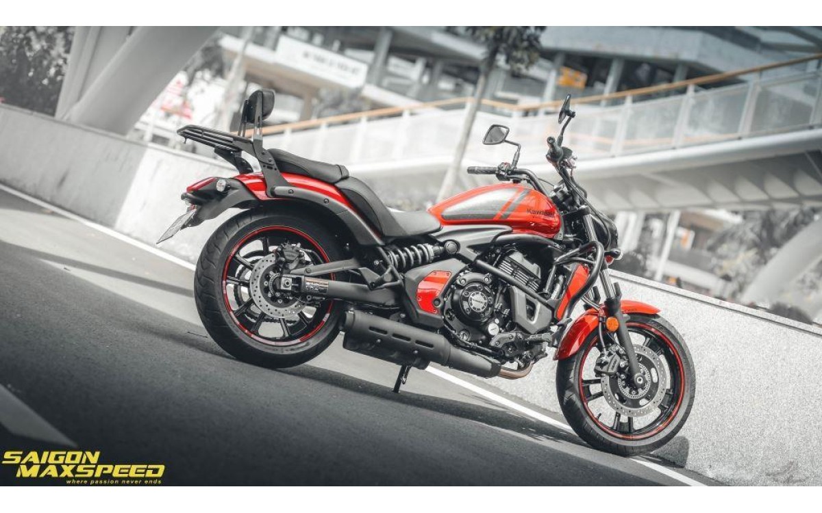 Kawasaki vulcan S tạo h&igrave;nh phong c&aacute;ch touring ấn tượng