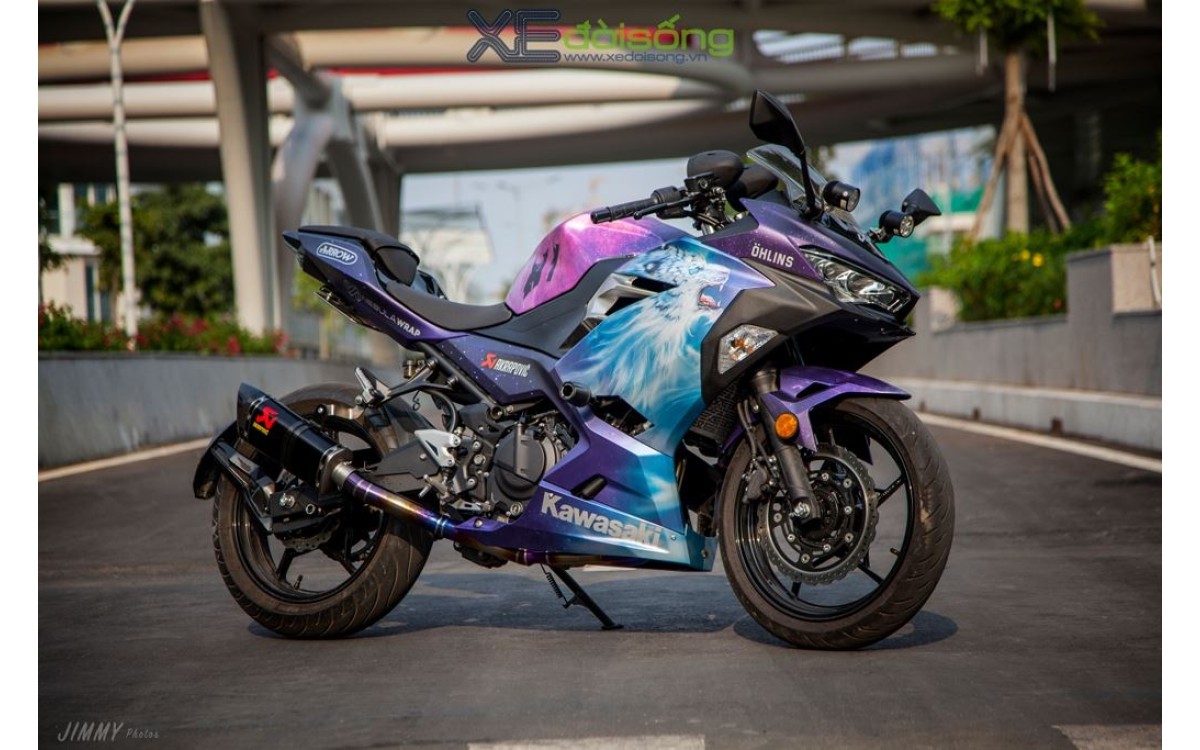 Kawasaki Ninja 400 độ Galaxy "Sư tử trắng" ấn tượng tại S&agrave;i G&ograve;n